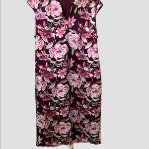Purple floral dress size 18 brand new